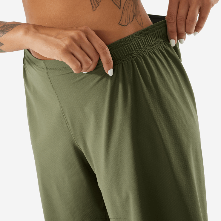 korte broek voor dames - shortney Salomon 22DD81187 druivenblad